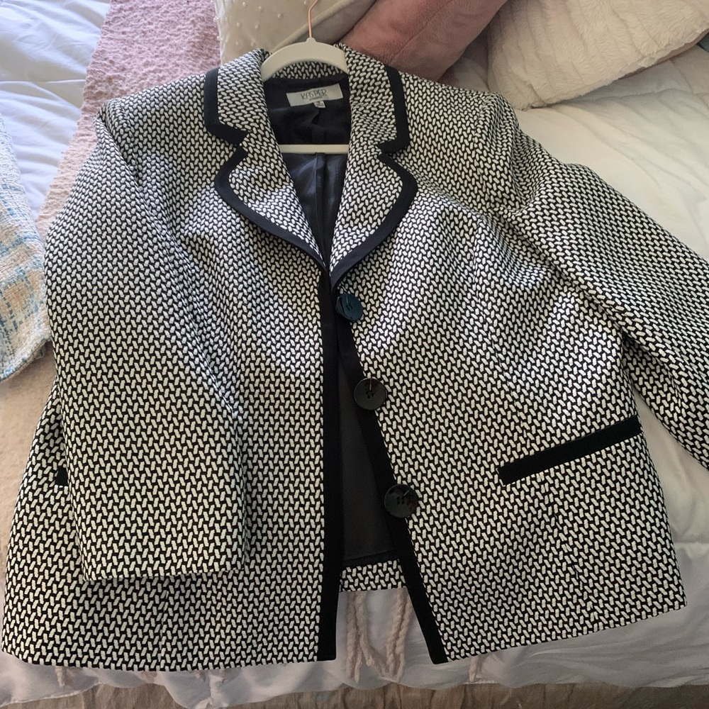 Ladies suit jacket, lined
